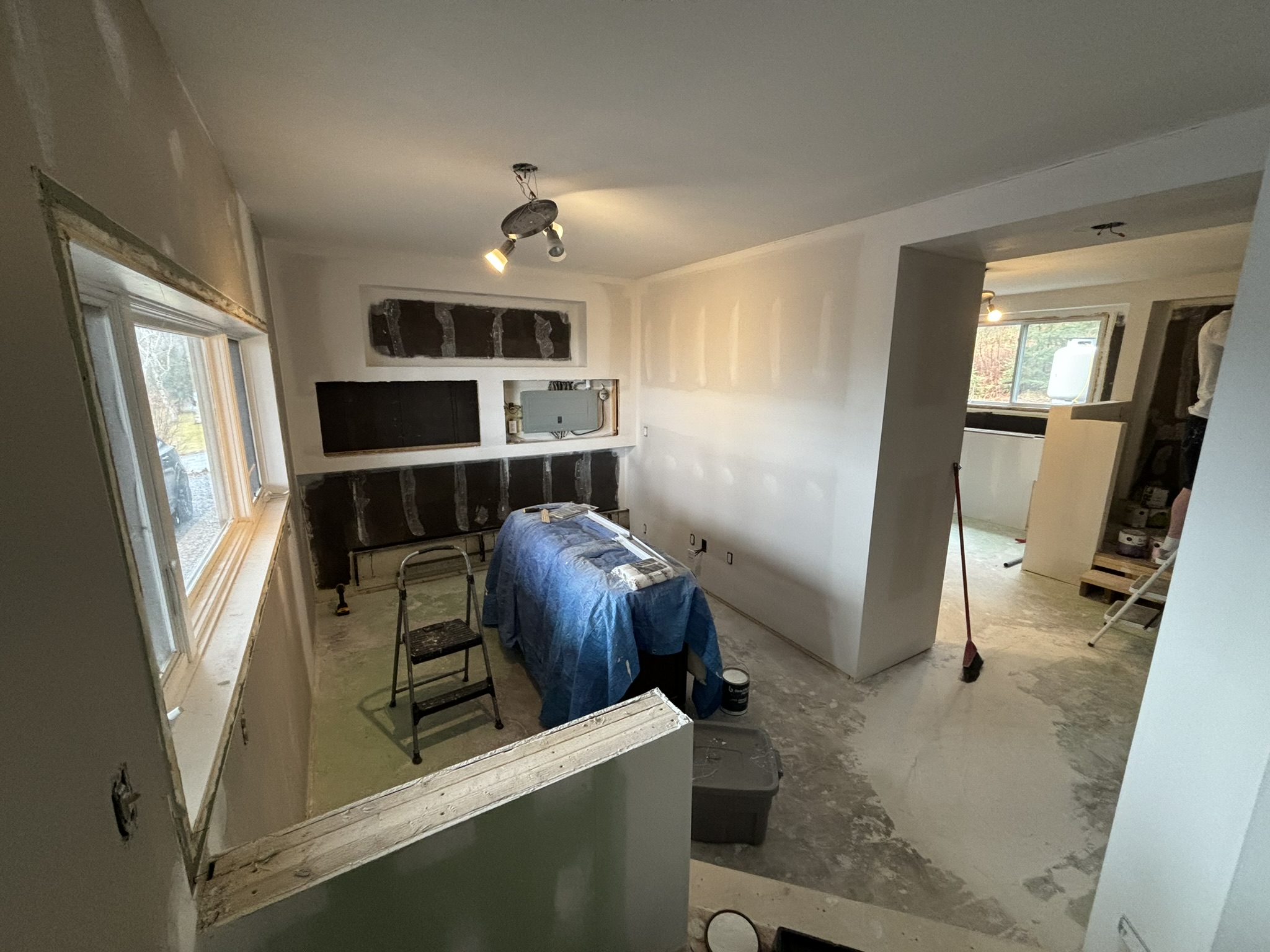 It’s Time to Paint the Den and Mud Room