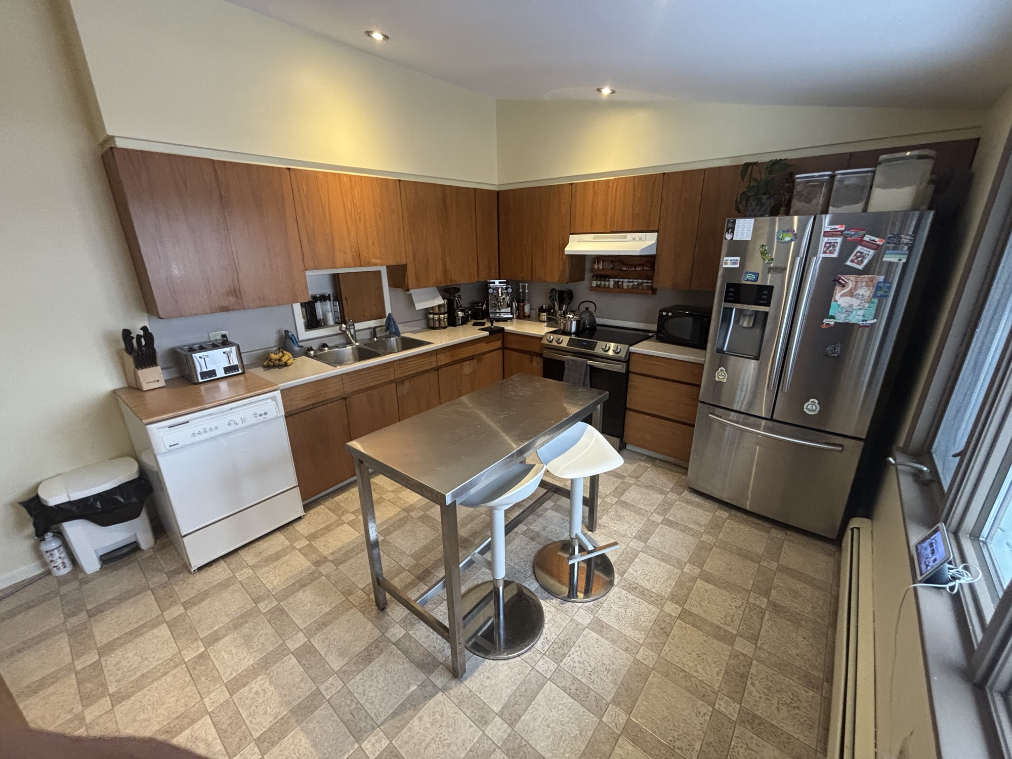 Before photos of the Rockton Lodge kitchen renovation